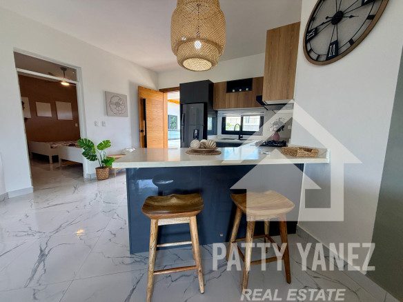 2-Bedroom Modern Condo Short Walk to Playa Encuentro, Cabarete