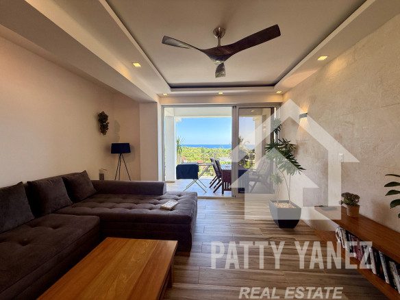 Penthouse with Panoramic Ocean and Mountain Views in Playa Encuentro