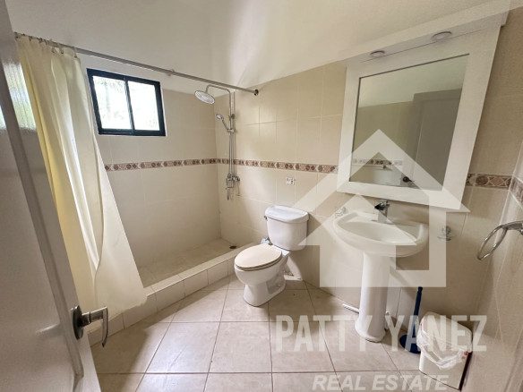 Villa amueblada de 3 dormitorios con piscina privada cerca de las playas de Sosúa