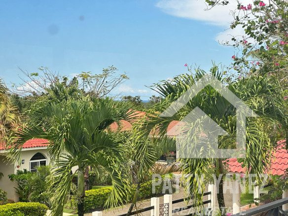 Villa amueblada de 3 dormitorios con piscina privada cerca de las playas de Sosúa