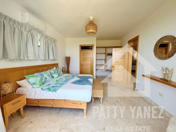 2-Bedroom Condo with Ocean View in Playa Encuentro
