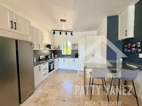 Fully Furnished 2-Bedroom Apartment Near Encuentro Beach