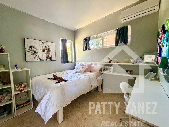 Fully Furnished 2-Bedroom Apartment Near Encuentro Beach