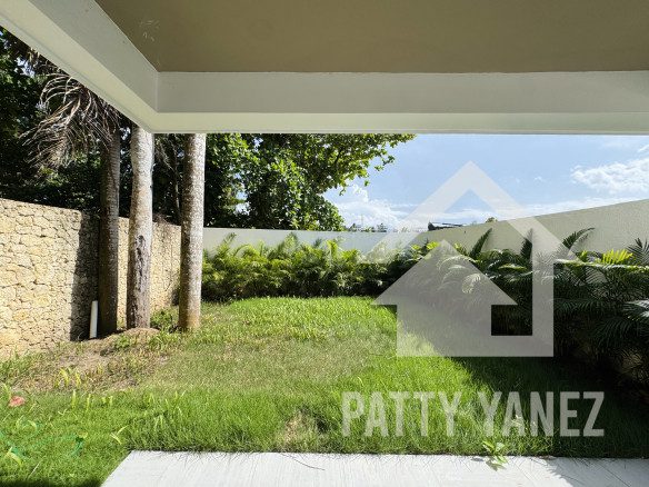 Contemporary One-Bedroom Condo Near Playa Encuentro, Cabarete