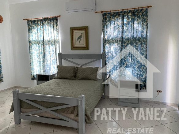 3-Bedroom Villa with Guest House in Playa Encuentro