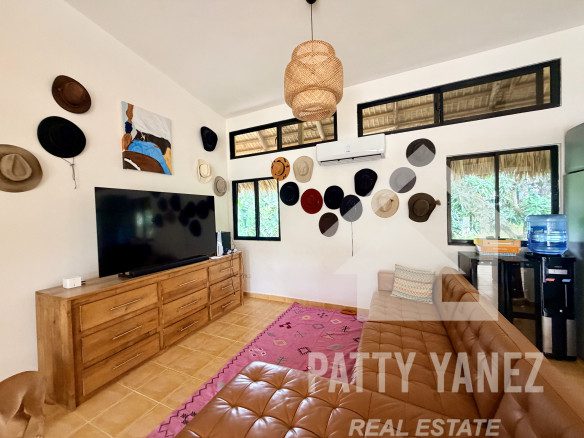 Hotel boutique en venta en Playa Encuentro con 9 suites, piscina y ático