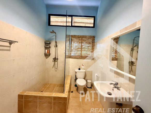 Hotel boutique en venta en Playa Encuentro con 9 suites, piscina y ático