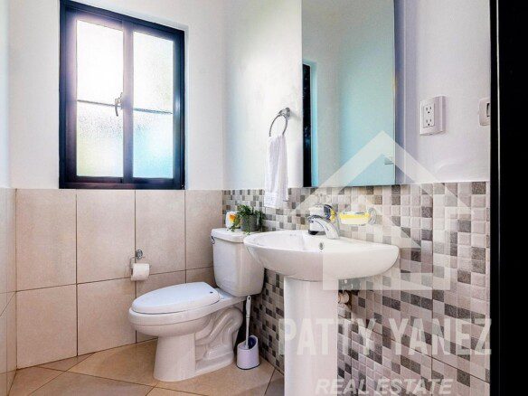 Spacious 4-Bedroom Villa in Sosúa Gated Community