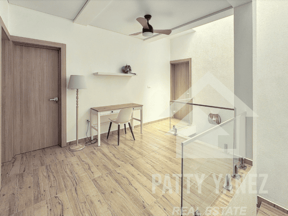 Beautifully Furnished 3-Bedroom Townhouse in Perla Marina close to the Beach