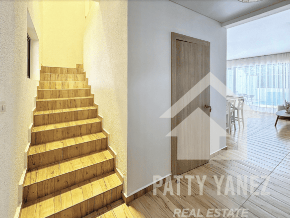 Beautifully Furnished 3-Bedroom Townhouse in Perla Marina close to the Beach