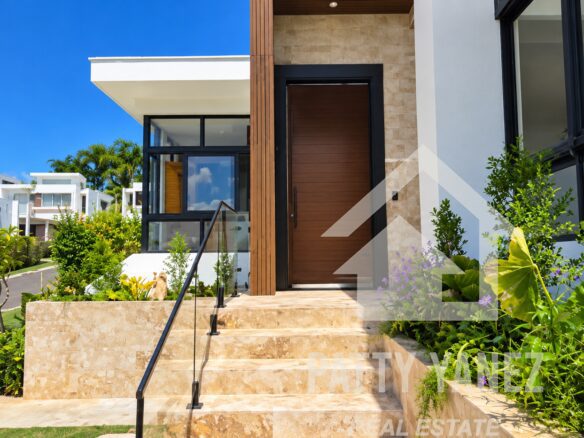 Turnkey Modern 3-Bedroom Villa Close to Beach