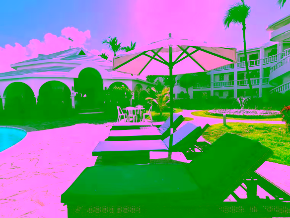 FOR SALE: STYLISH APARTMENT NEAR ENCUENTRO BEACH