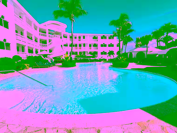 FOR SALE: STYLISH APARTMENT NEAR ENCUENTRO BEACH