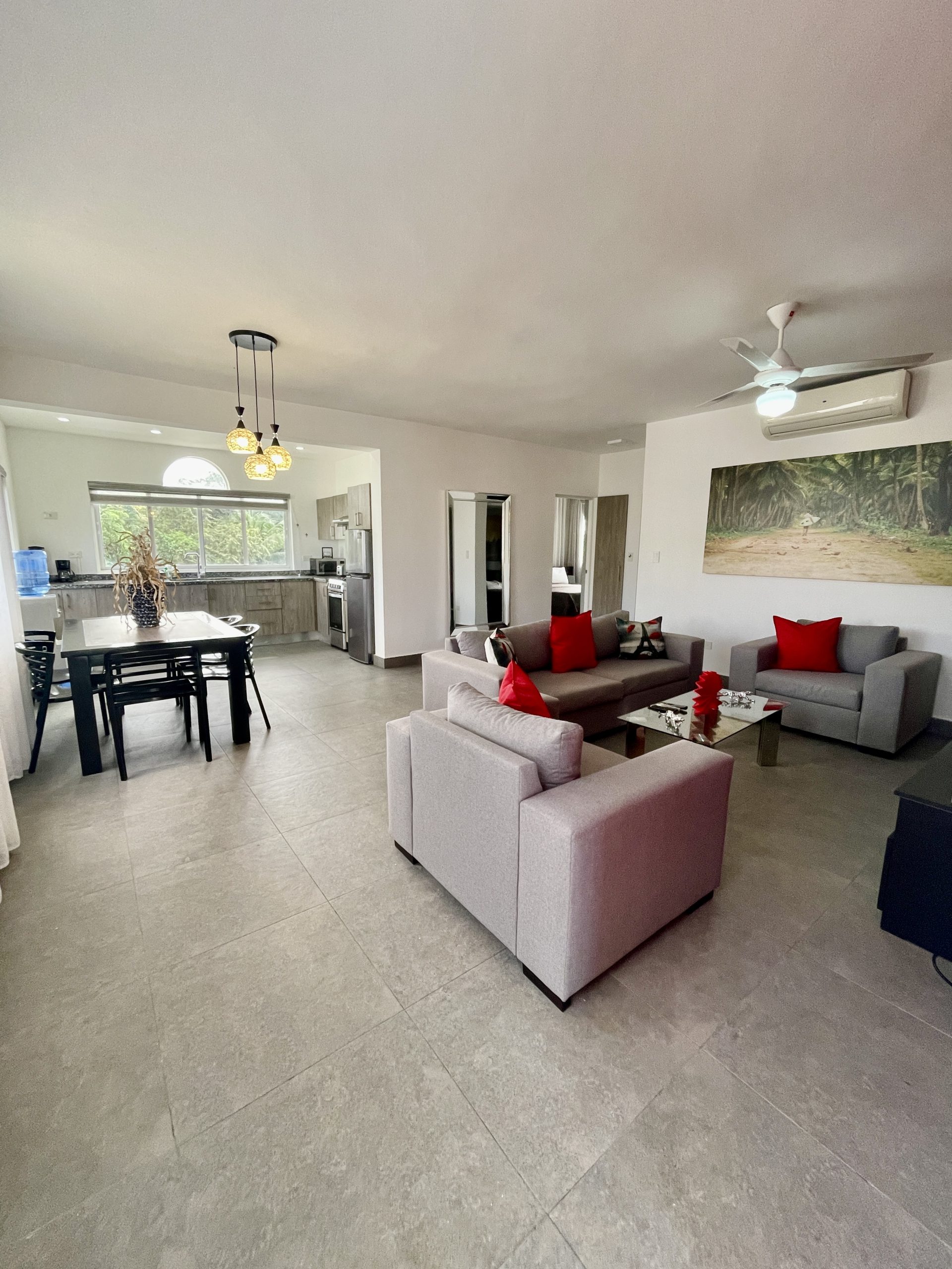 FOR SALE: STYLISH APARTMENT NEAR ENCUENTRO BEACH