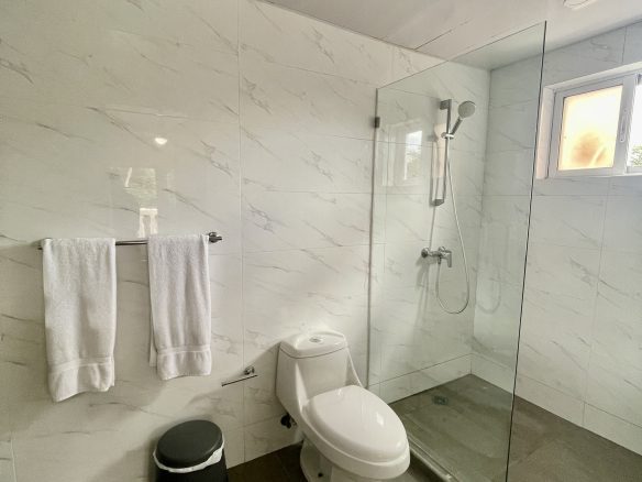 FOR SALE: STYLISH APARTMENT NEAR ENCUENTRO BEACH