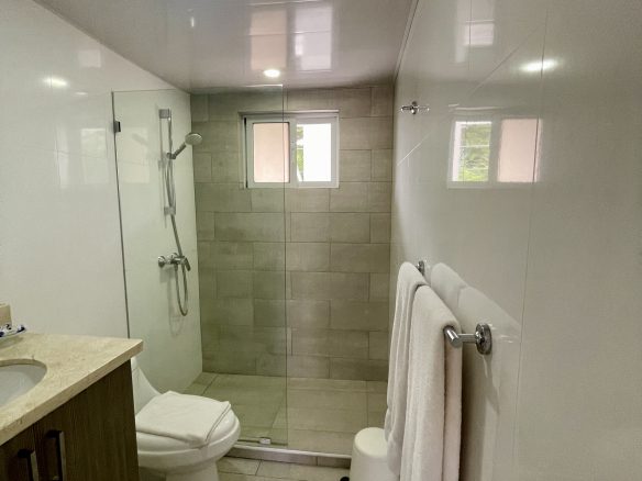 FOR SALE: STYLISH APARTMENT NEAR ENCUENTRO BEACH