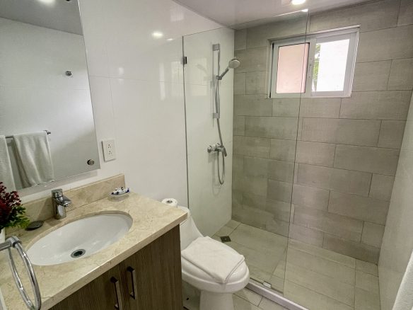FOR SALE: STYLISH APARTMENT NEAR ENCUENTRO BEACH
