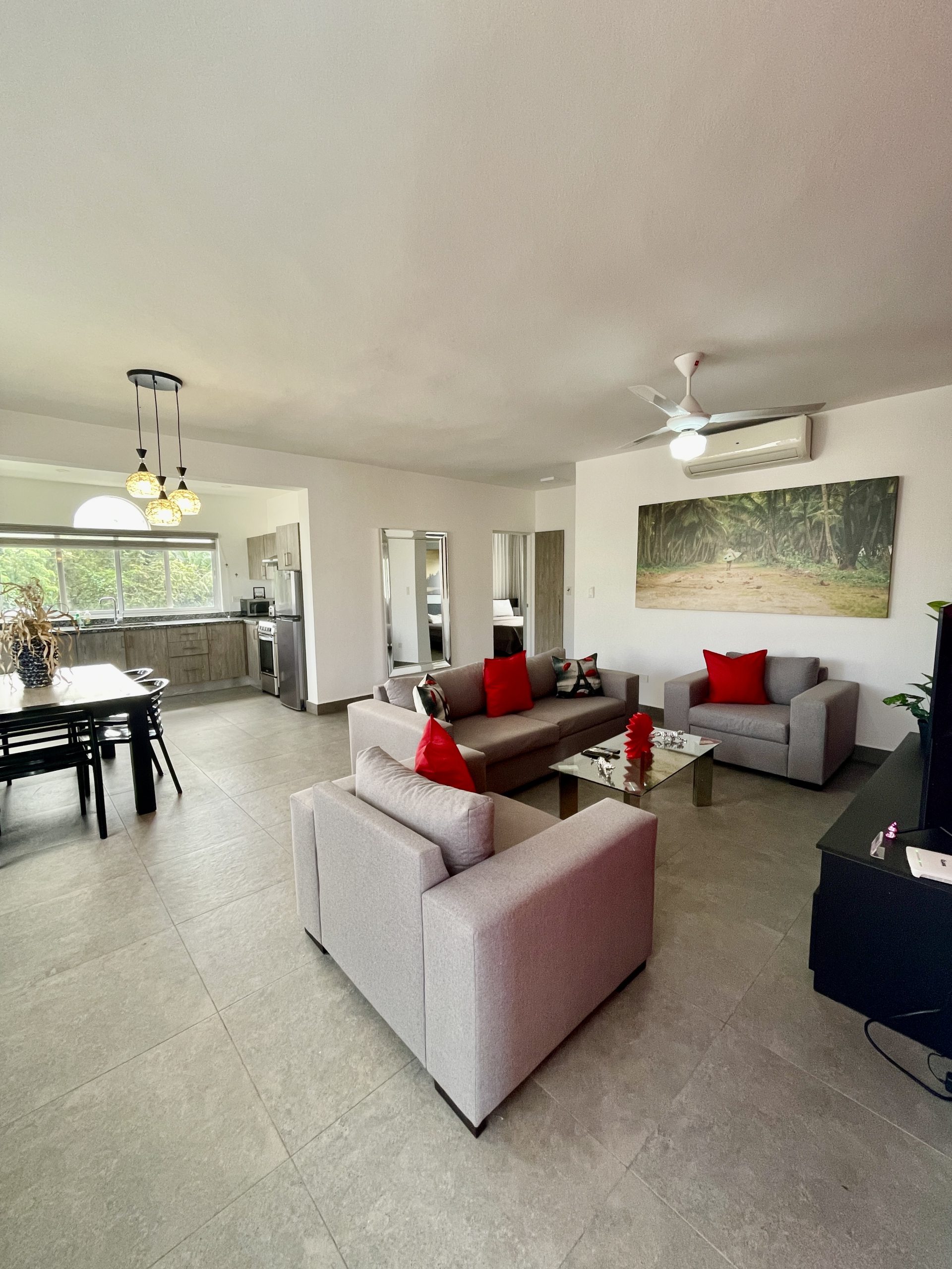 FOR SALE: STYLISH APARTMENT NEAR ENCUENTRO BEACH