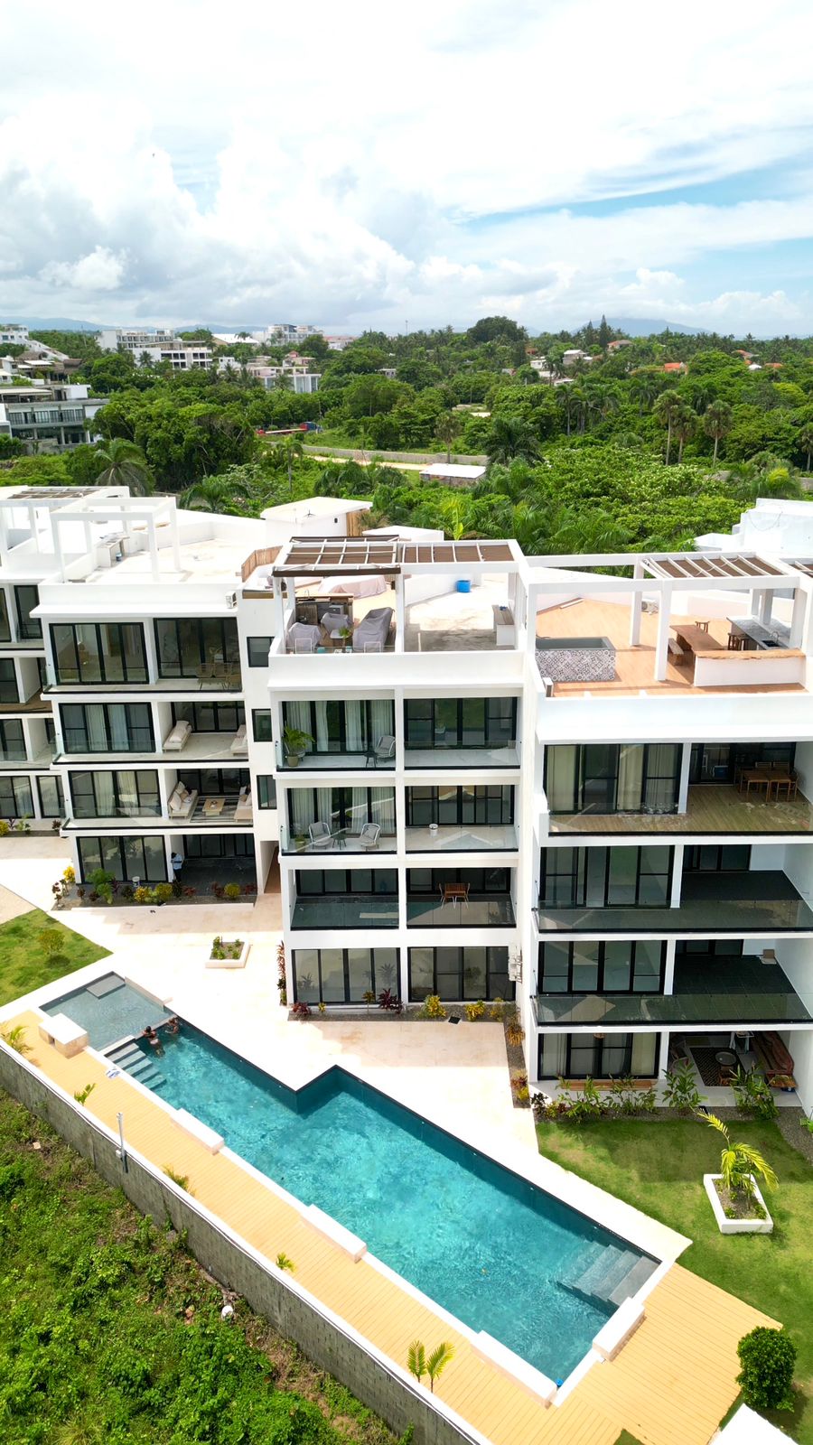 Modern 1-Bedroom Condo for Sale in Encuentro