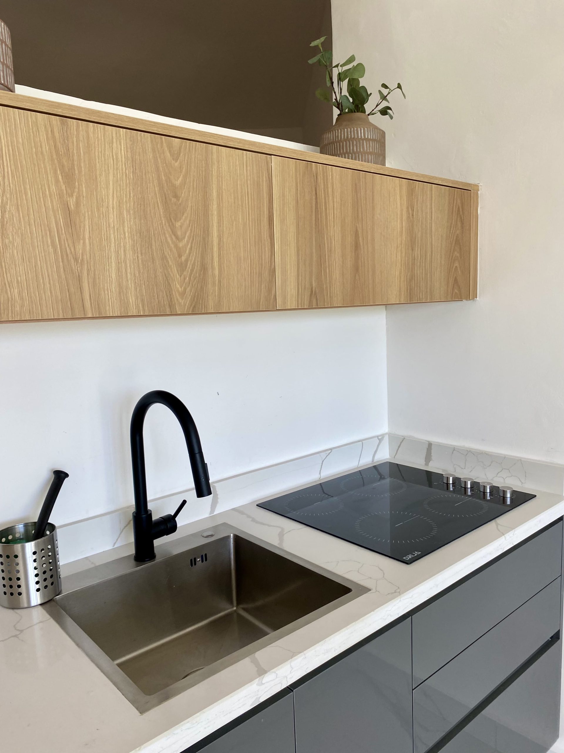 FULLY EQUIPPED STUDIO FOR SALE IN ENCUENTRO BEACH