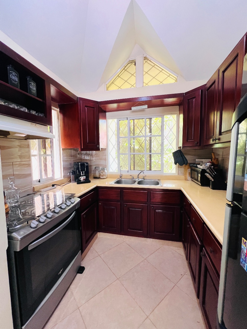 HERMOSA VILLA LISTA PARA VIVIR EN VENTA EN LA MULATA, CABARETE.