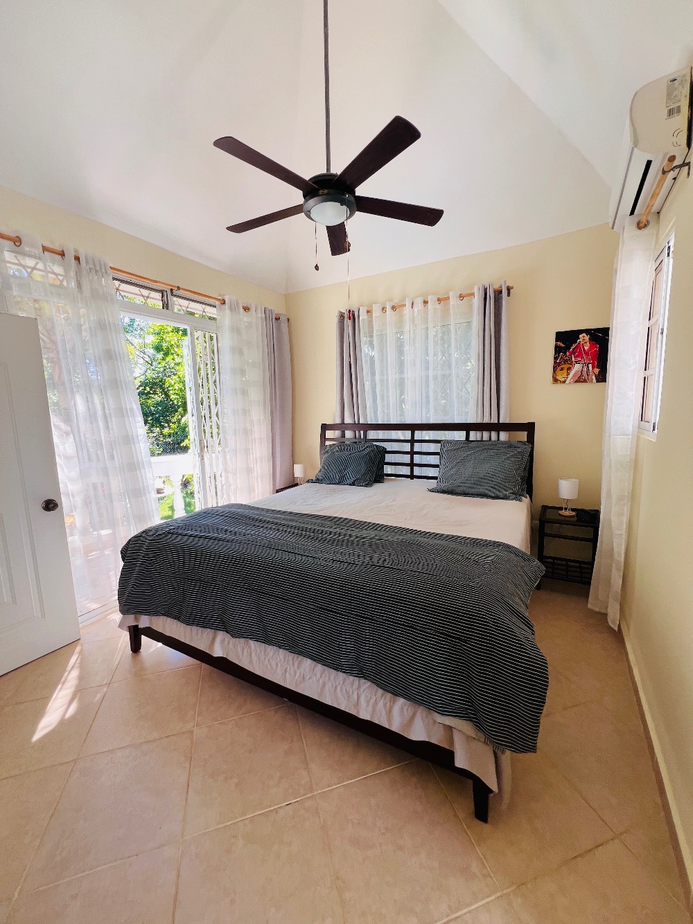 HERMOSA VILLA LISTA PARA VIVIR EN VENTA EN LA MULATA, CABARETE.