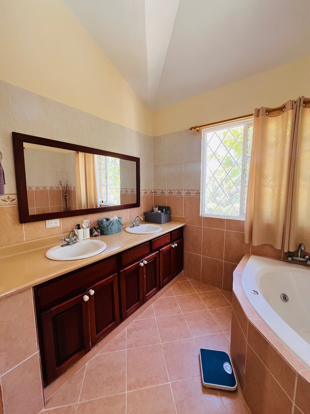 HERMOSA VILLA LISTA PARA VIVIR EN VENTA EN LA MULATA, CABARETE.