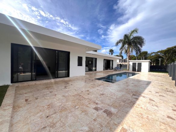 For Sale: 3-Bedroom Villa in La Mulata, Sosúa, Dominican Republic 🏡🌴