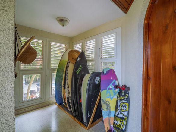Oceanview 3-Bedroom Villa on a Prime Lot in Playa Encuentro