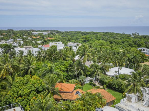 Oceanview 3-Bedroom Villa on a Prime Lot in Playa Encuentro