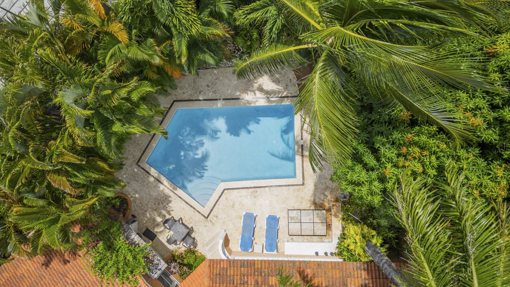 Oceanview 3-Bedroom Villa on a Prime Lot in Playa Encuentro