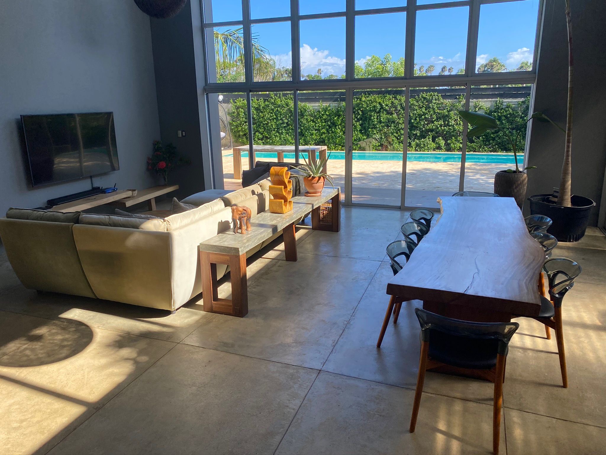 Villa moderna y espaciosa de 3 dormitorios en Encuentro – $499 000