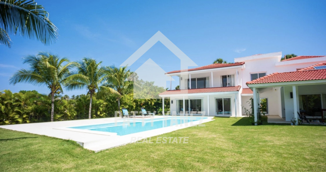 Villa de lujo en venta cerca de la playa, vivienda de 5 dormitorios