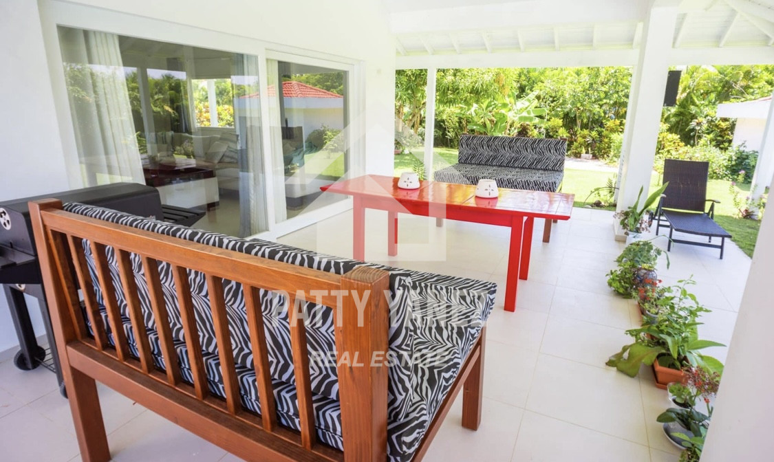 Villa de lujo en venta cerca de la playa, vivienda de 5 dormitorios