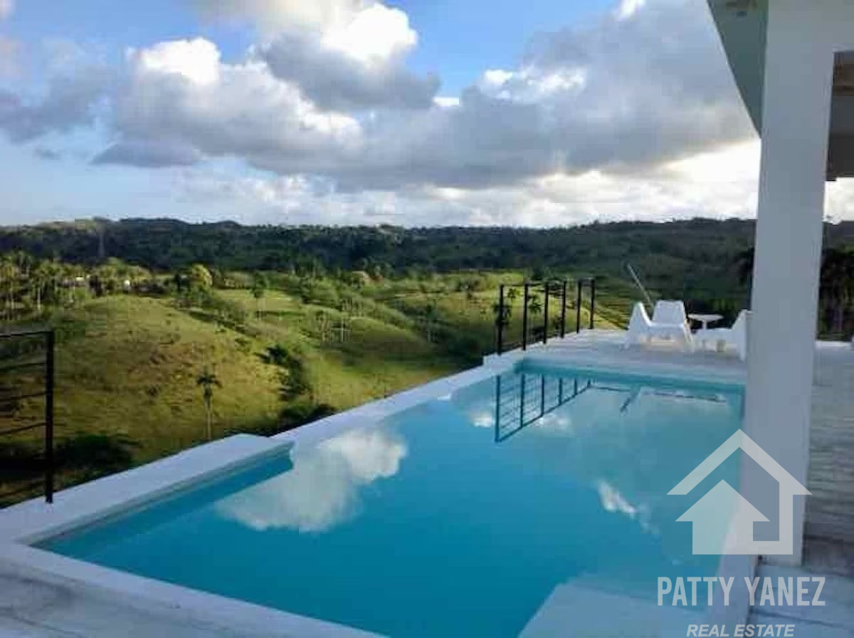 Impresionante villa con vista al mar en venta en Río San Juan, República Dominicana