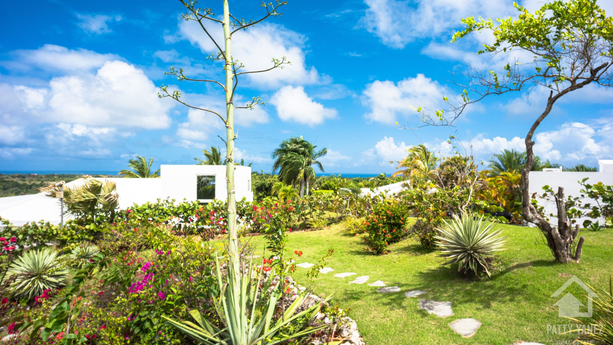Villa tropical moderna en venta en la República Dominicana: oportunidad de inversión