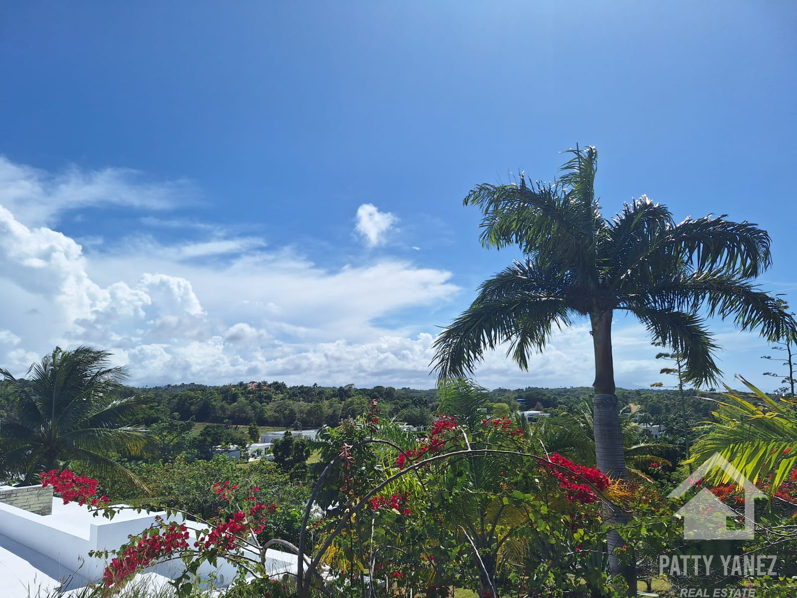 Villa tropical moderna en venta en la República Dominicana: oportunidad de inversión