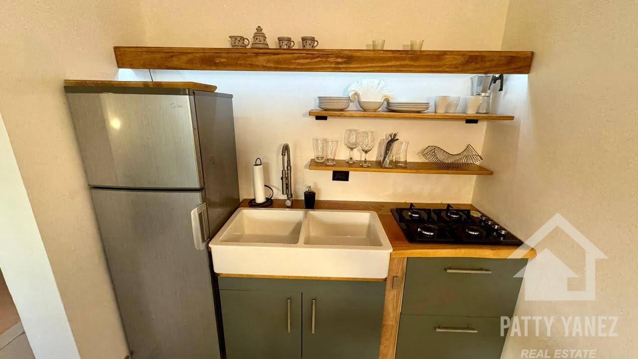 Se vende departamento amueblado de 1 dormitorio cerca de Playa Encuentro
