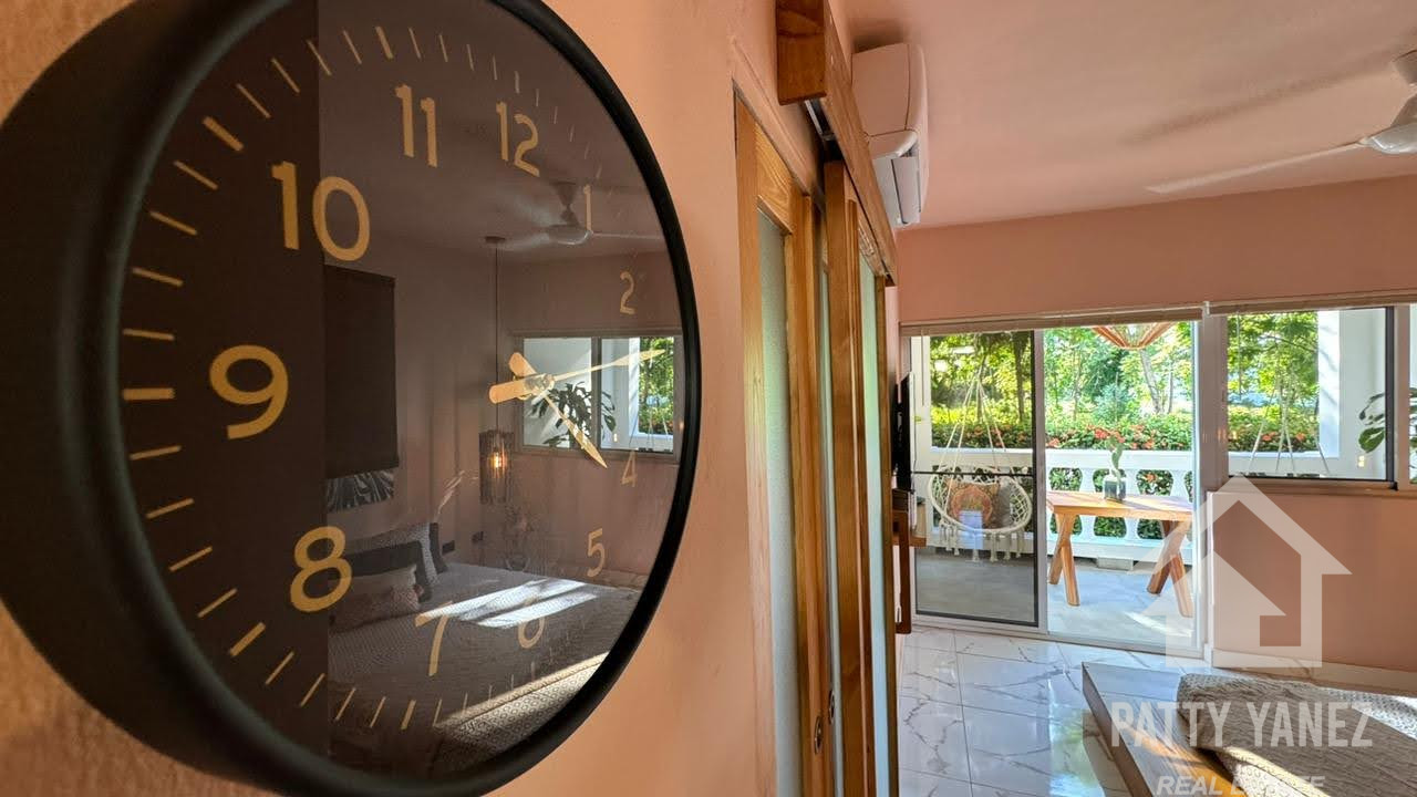 Se vende departamento amueblado de 1 dormitorio cerca de Playa Encuentro