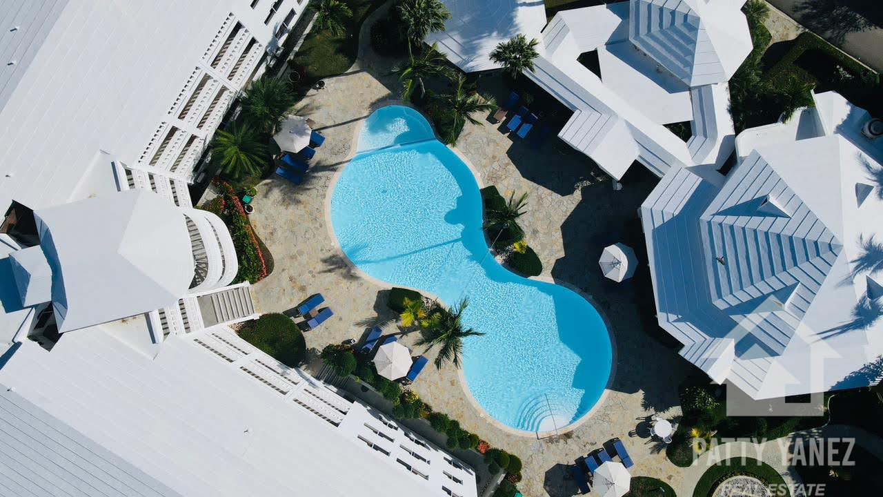 Se vende departamento amueblado de 1 dormitorio cerca de Playa Encuentro