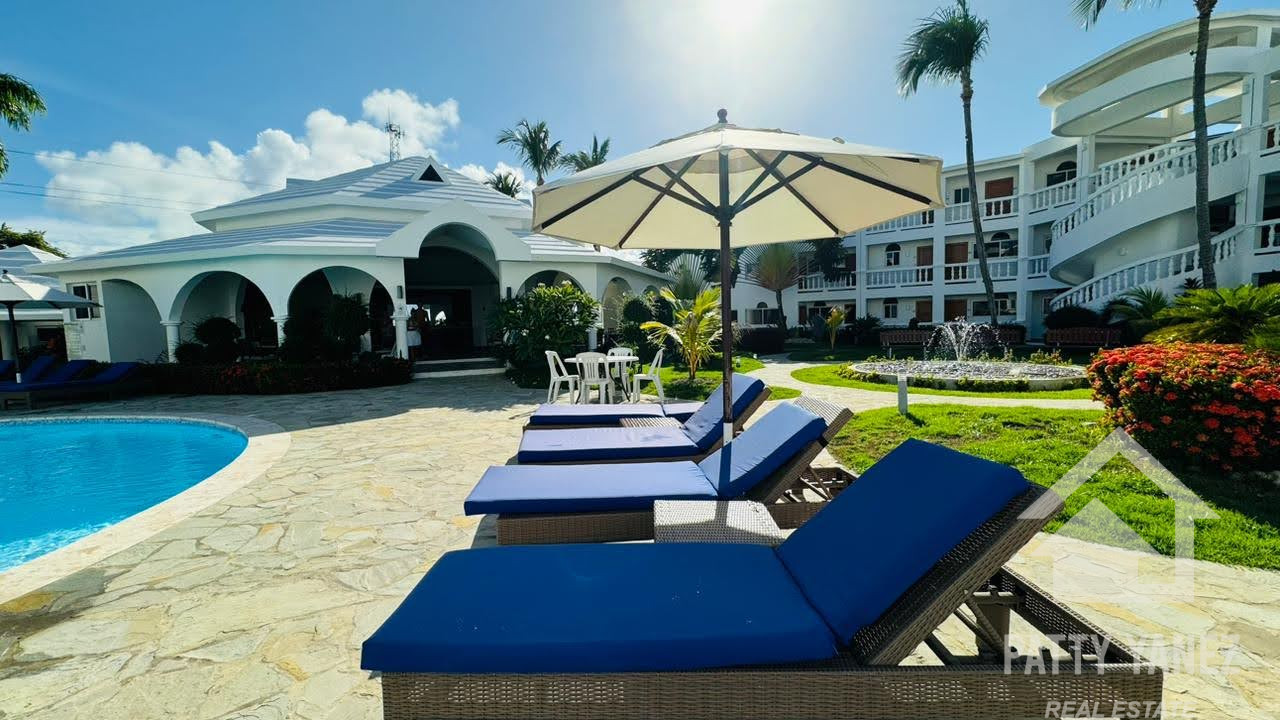 Se vende departamento amueblado de 1 dormitorio cerca de Playa Encuentro