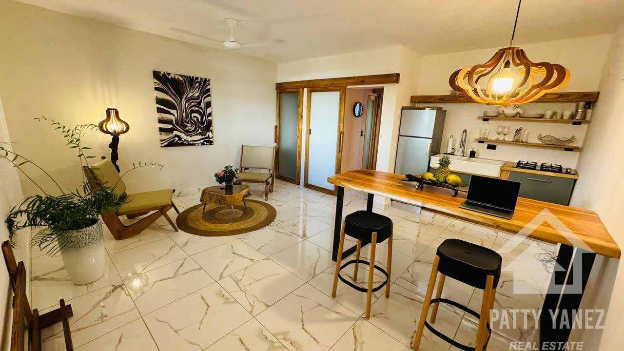 Se vende departamento amueblado de 1 dormitorio cerca de Playa Encuentro