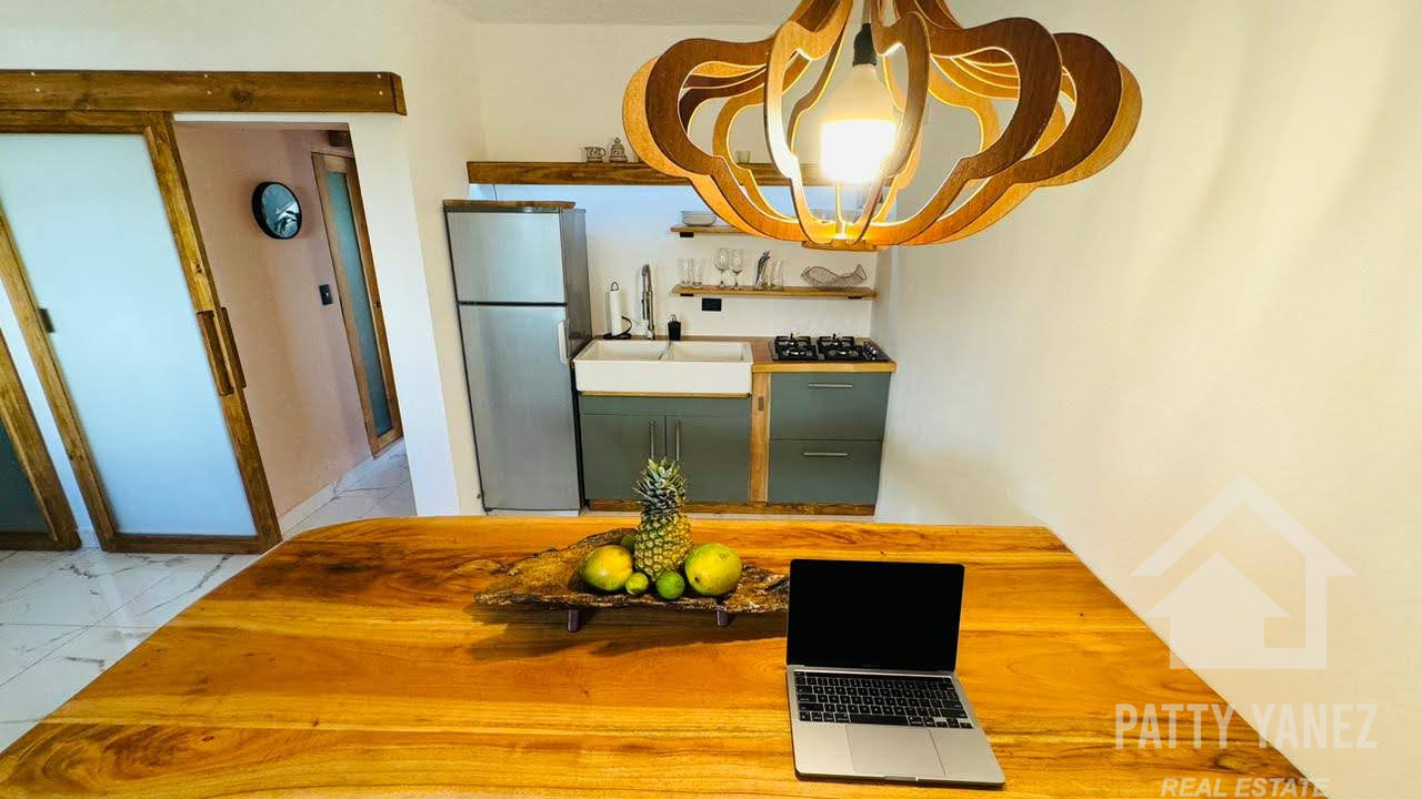 Se vende departamento amueblado de 1 dormitorio cerca de Playa Encuentro