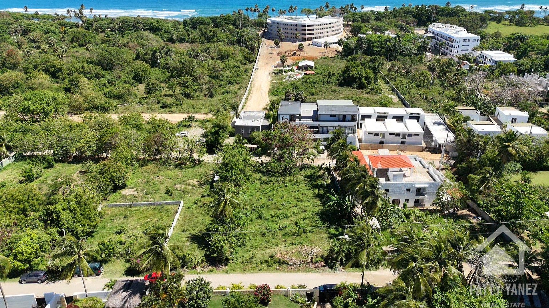 Lot for Sale in Encuentro – Only 2 Minutes from the Beach