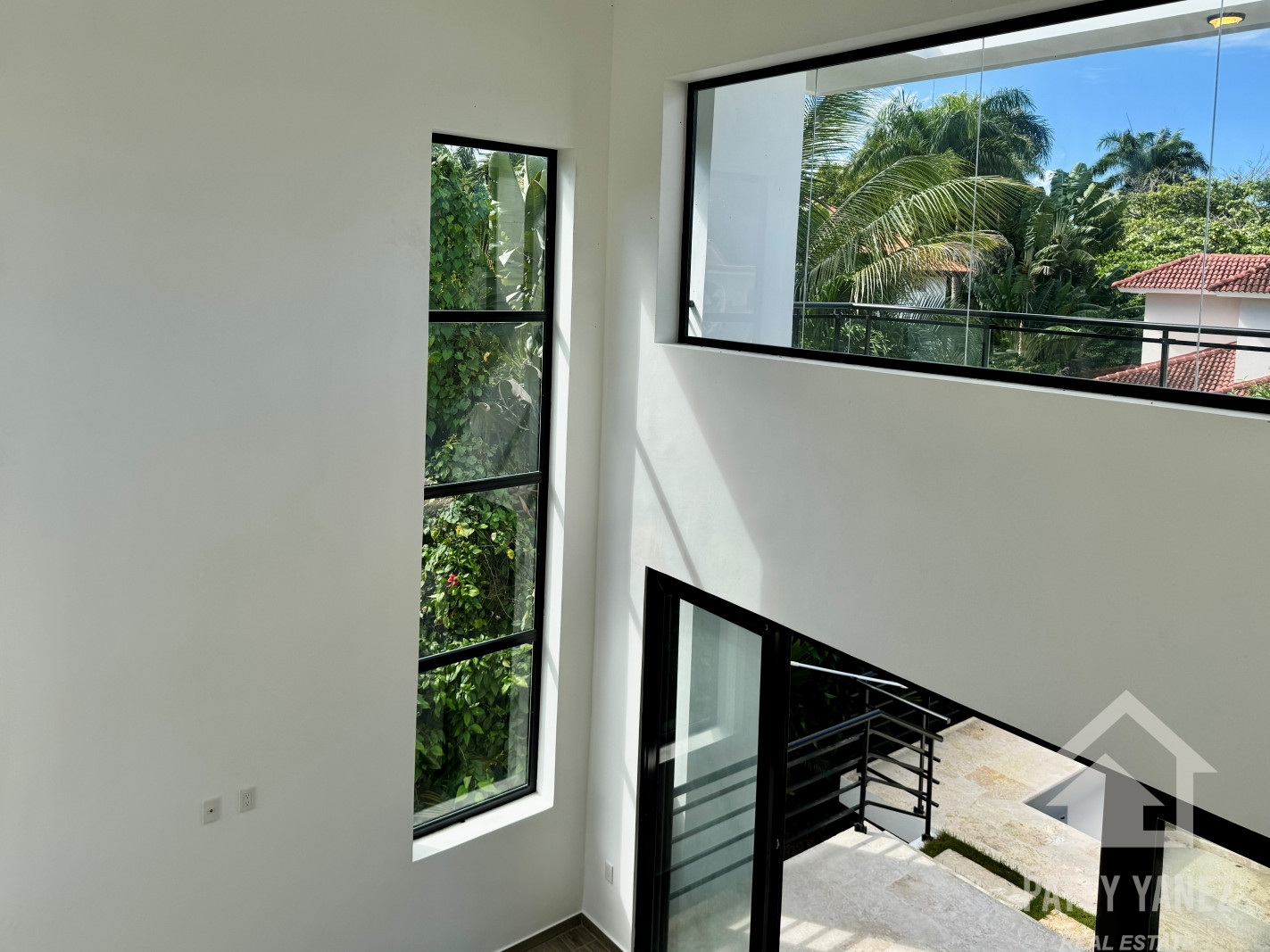 Luxury 3-Bedroom Villa for Sale in Gated Community Near the Beach – Dominican Republic
