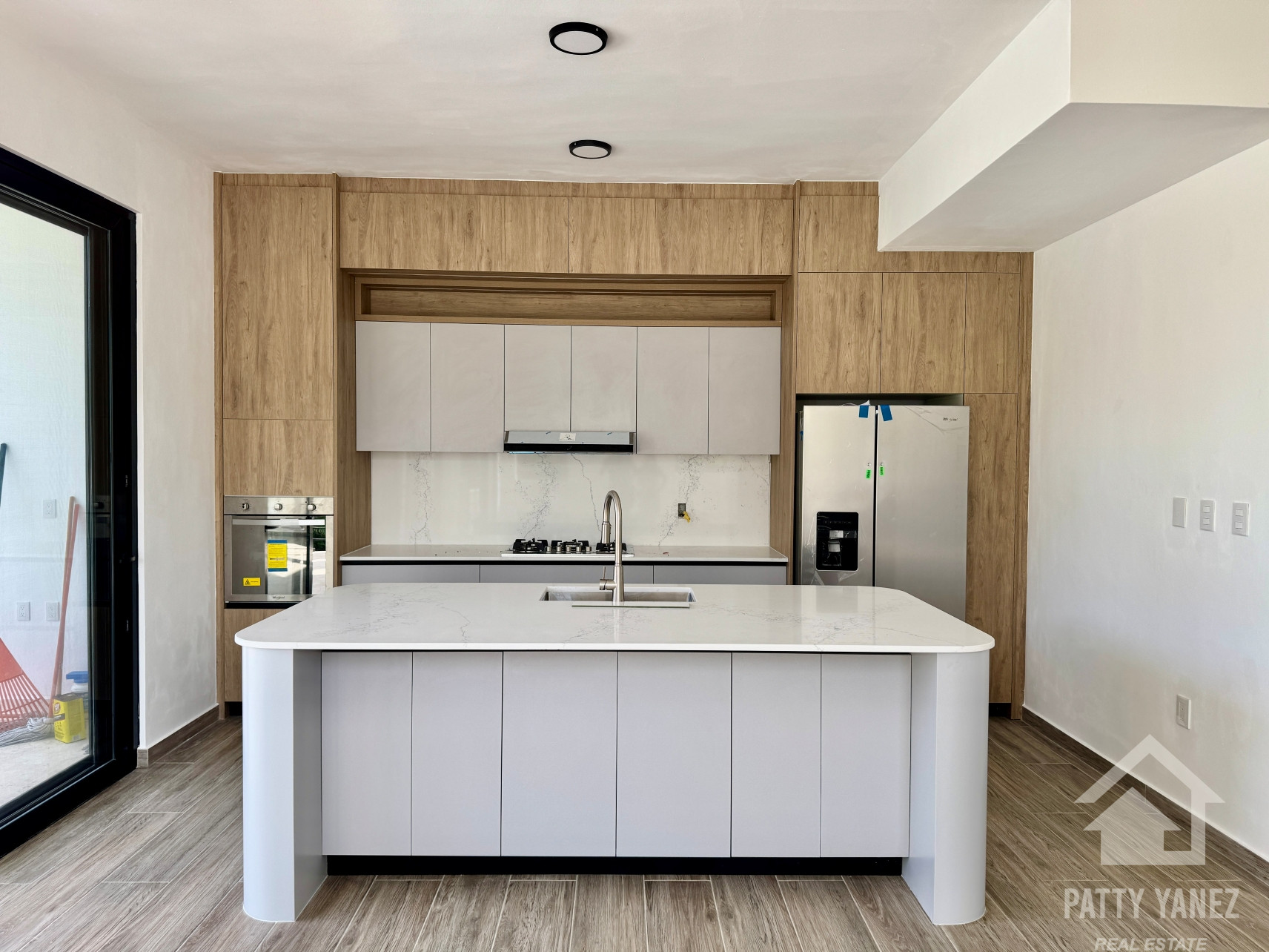 Luxury 3-Bedroom Villa for Sale in Gated Community Near the Beach – Dominican Republic