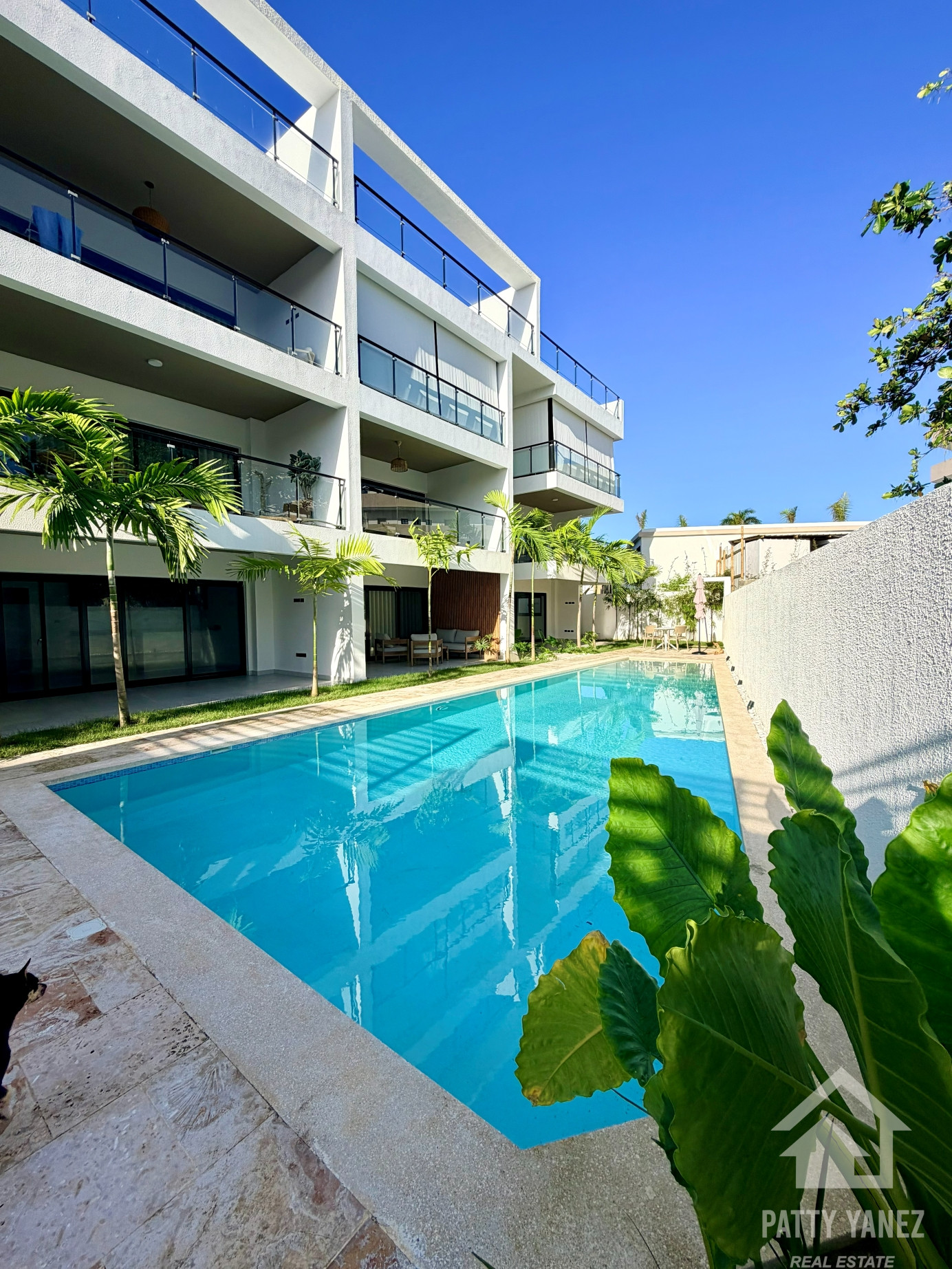 Apartamento de un dormitorio con vista al jardín en venta en Encuentro, República Dominicana