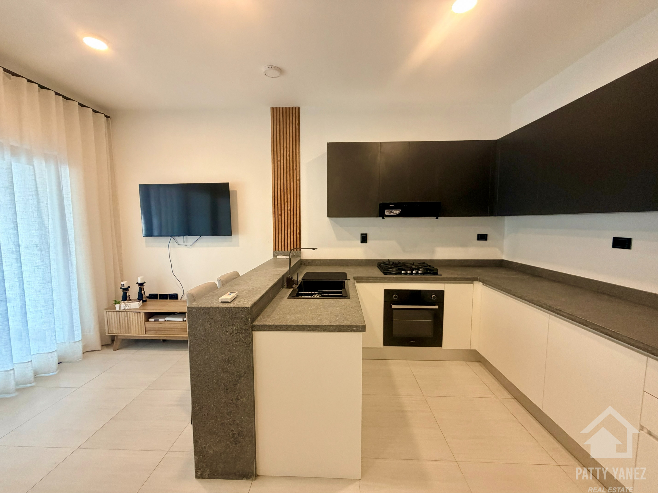 Apartamento de un dormitorio con vista al jardín en venta en Encuentro, República Dominicana