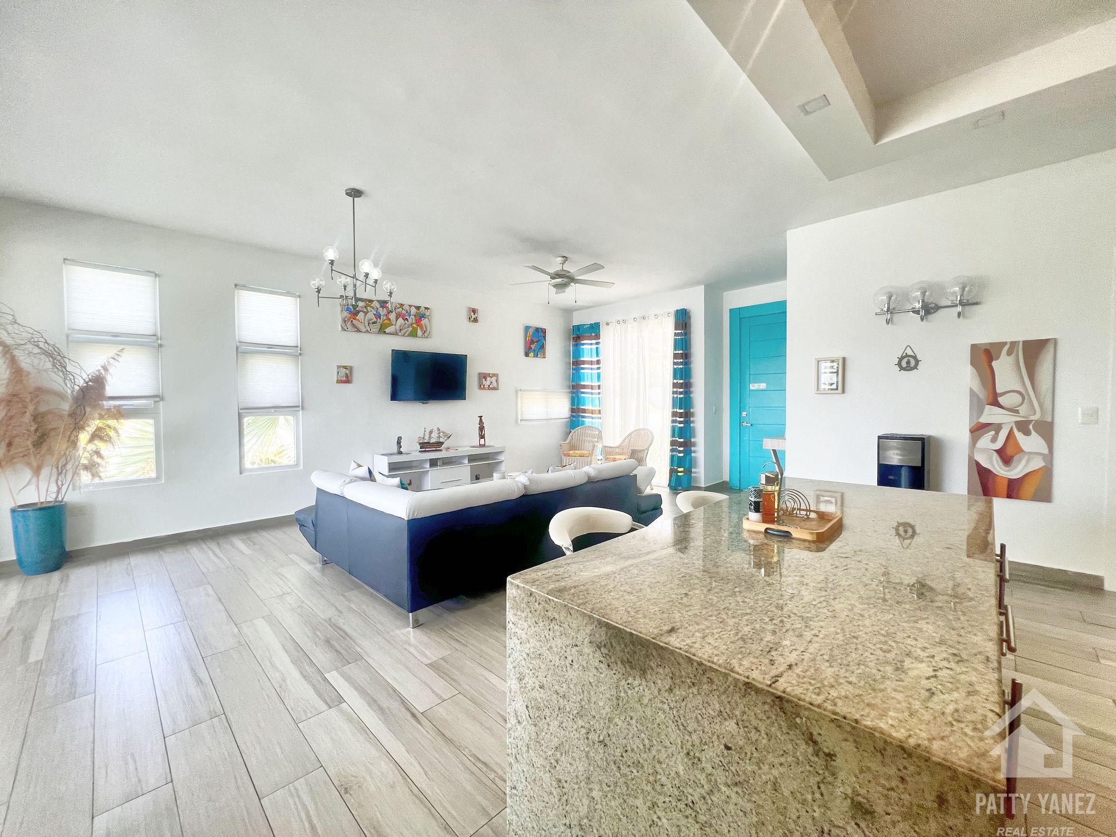 Encantadora villa de 3 dormitorios con vistas a la laguna y paneles solares – Cabarete, República Dominicana
