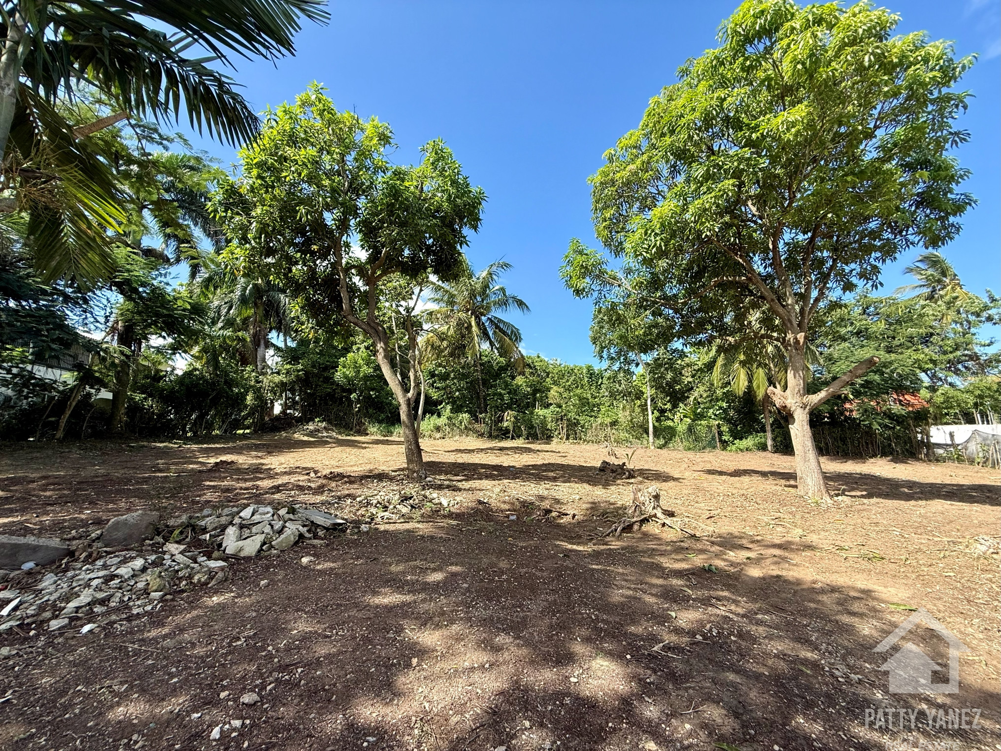 Prime Corner Lot for Sale in Playa Encuentro